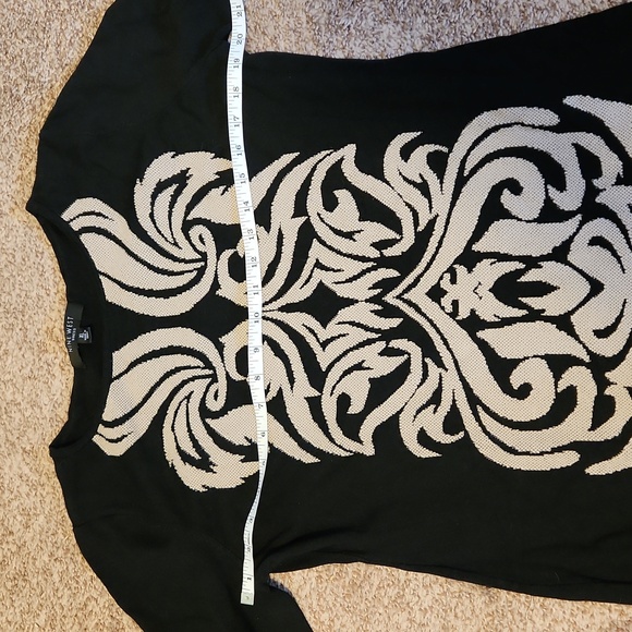 Sweater dress in black and tan. Size xl - Picture 5 of 7